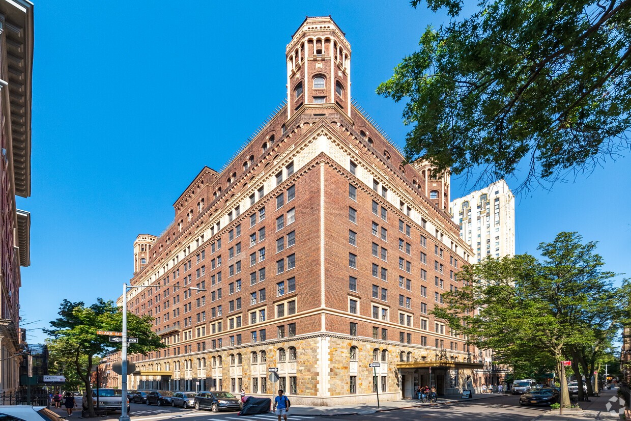 the-watermark-at-brooklyn-heights-brooklyn-ny-primary-photo